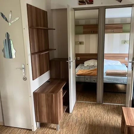 Mobil Climatise 6 Personnes リ・エ・ミックス